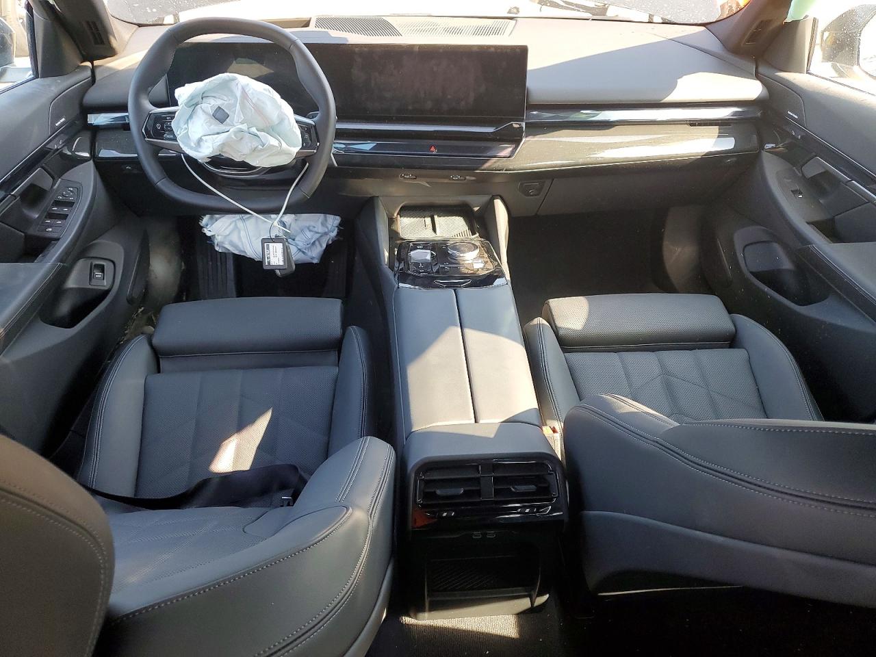 VIN WBY33FK07SCT64596 2025 BMW I5