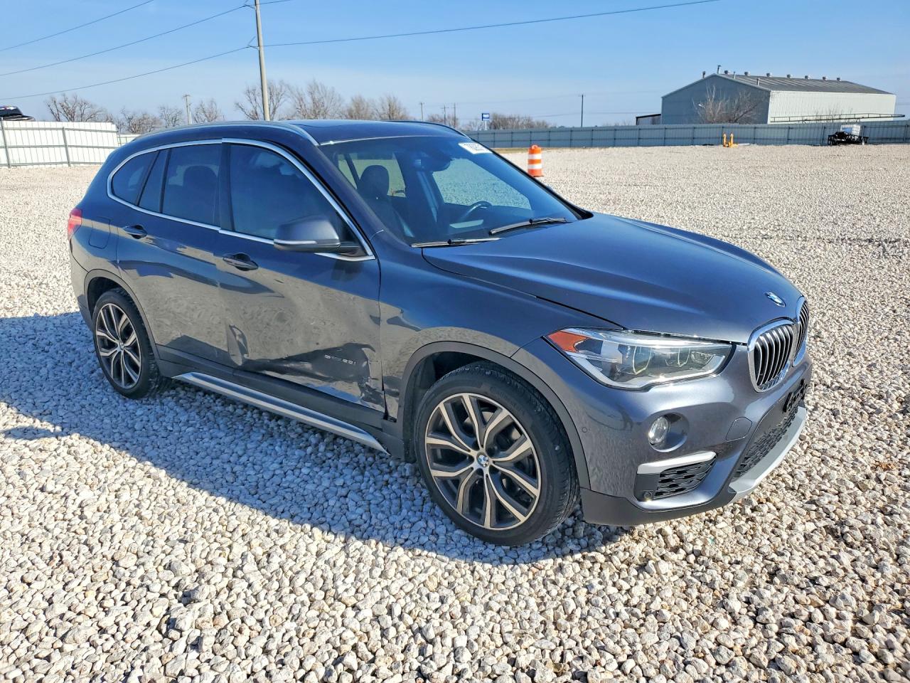 VIN WBXHU7C37J5H43772 2018 BMW MOTORRAD X1