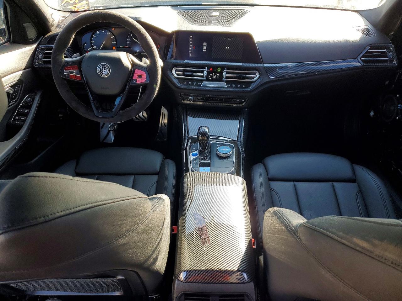 VIN 3MW5R1J04L8B06409 2020 BMW MOTORRAD 330I