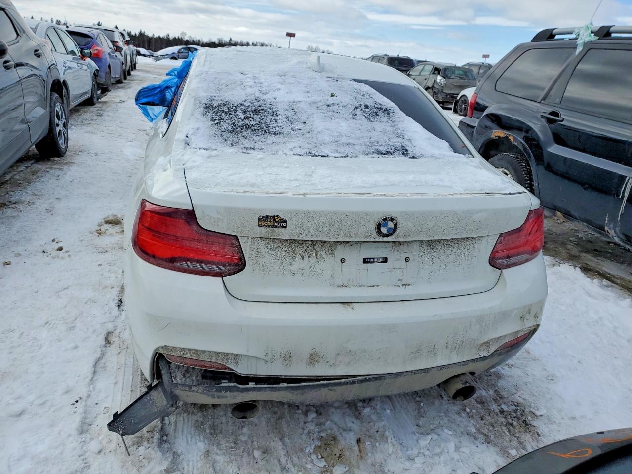 VIN WBA2J7C03M7G76997 2021 BMW M240XI