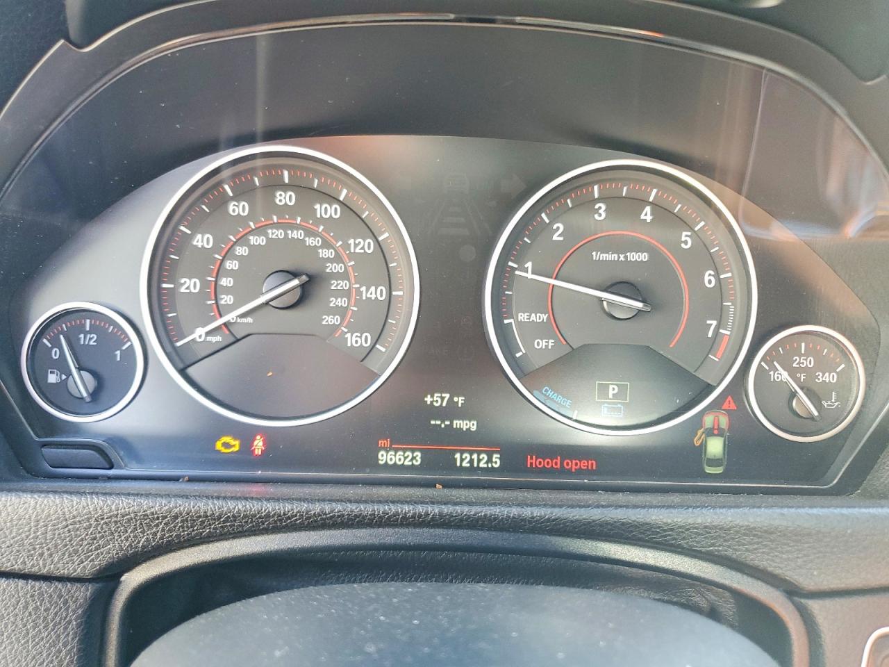 VIN WBA8E1C51JA762604 2018 BMW 330E