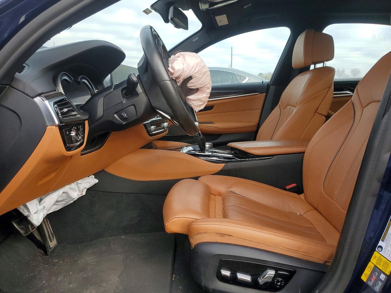 VIN WBAJA9C52JB033355 2018 BMW MOTORRAD 530E