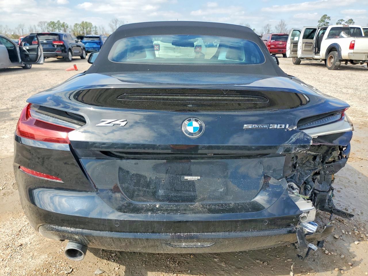 VIN WBAHF3C09NWX78782 2022 BMW Z4