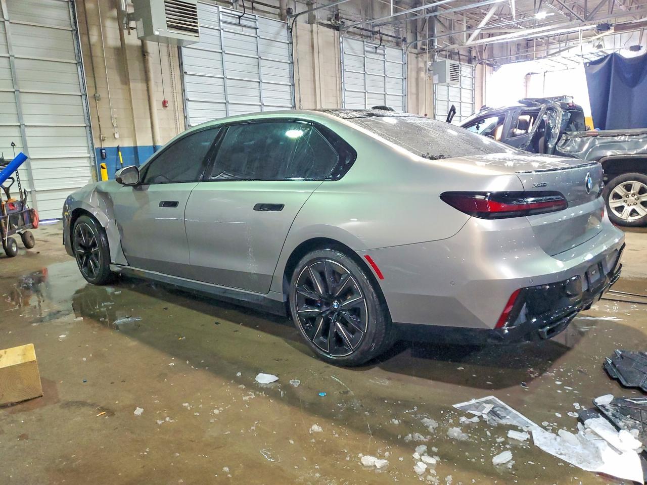 VIN WBA33EJ02PCM90642 2023 BMW 760
