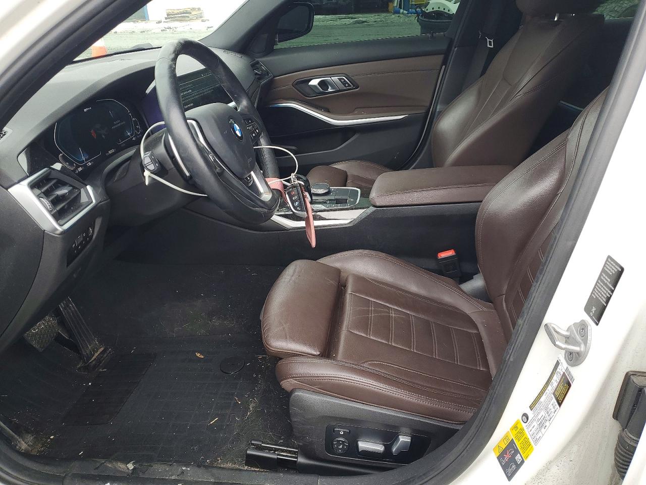 VIN 3MW5P9J00M8B63891 2021 BMW 330XE