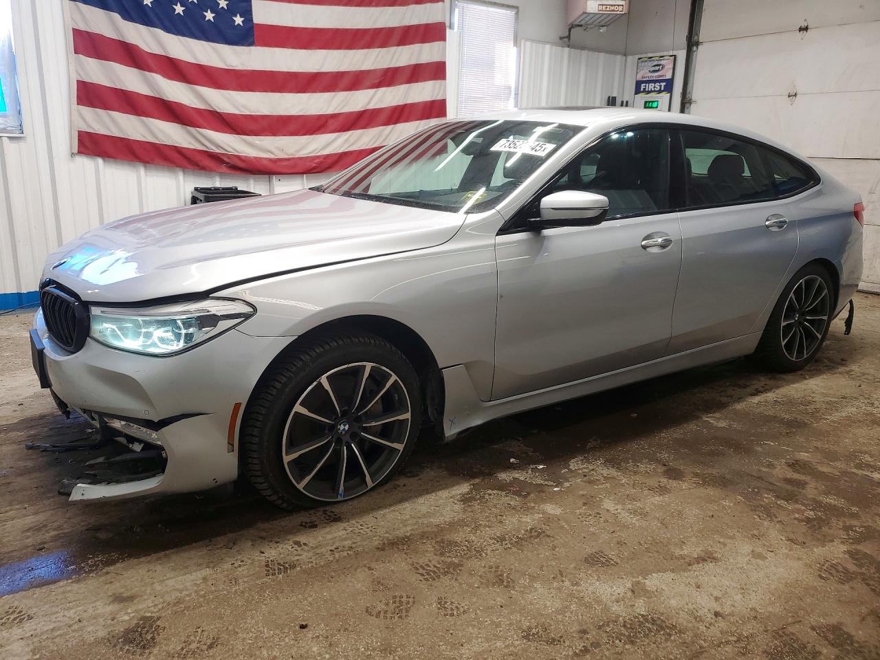 VIN WBAJV6C54JBK07638 2018 BMW 640