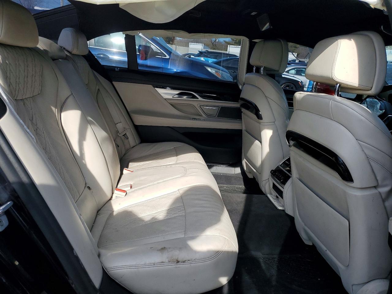 VIN WBA7F2C51KB239979 2019 BMW ALPINA B7