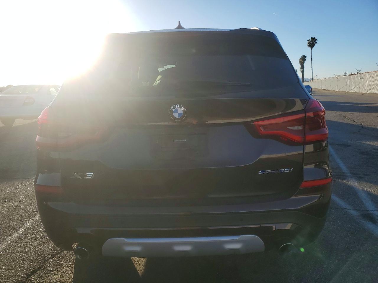 VIN 5UXTY3C08L9B53259 2020 BMW MOTORRAD X3