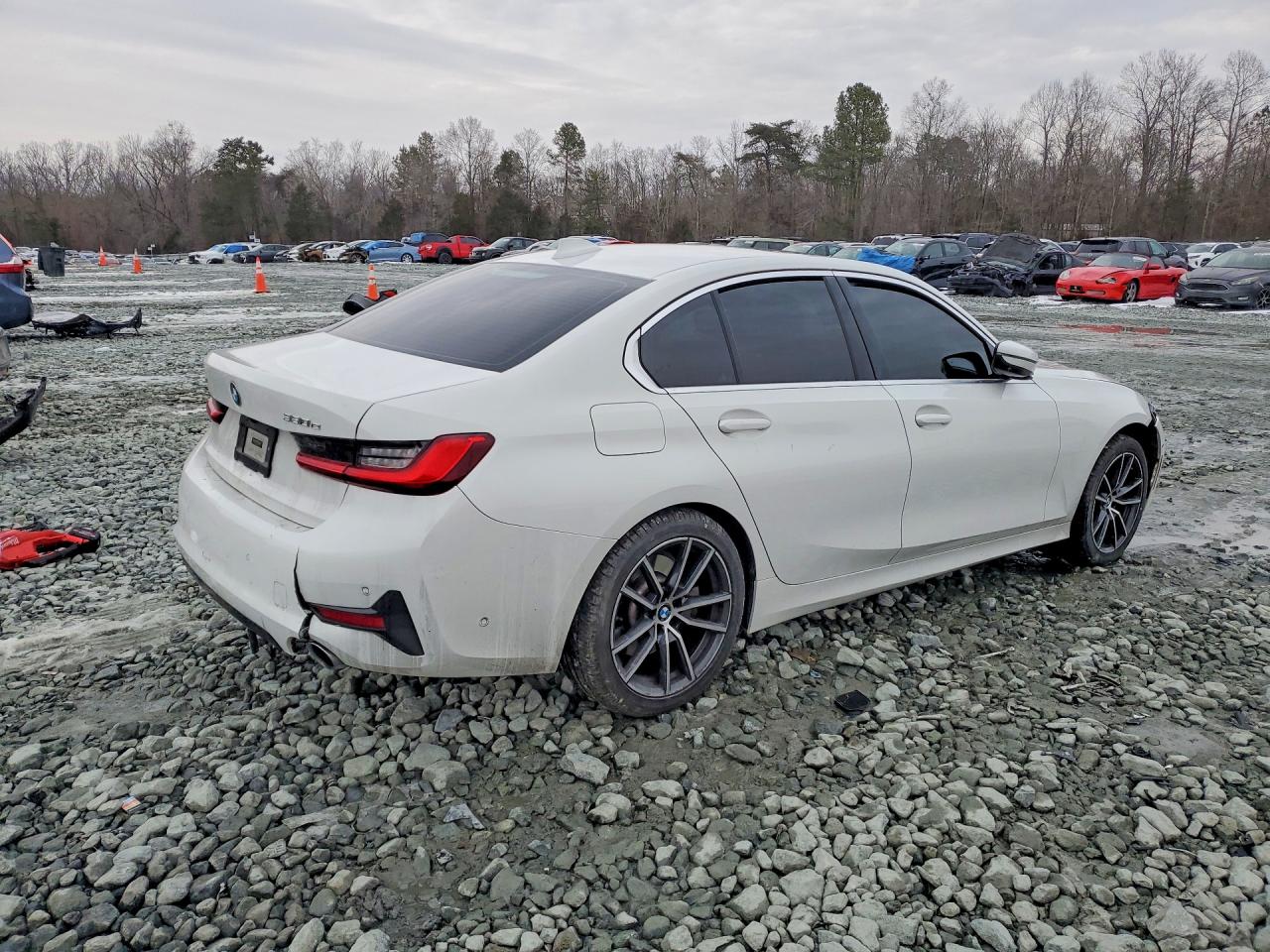VIN 3MW5P9J00M8B63891 2021 BMW 330XE