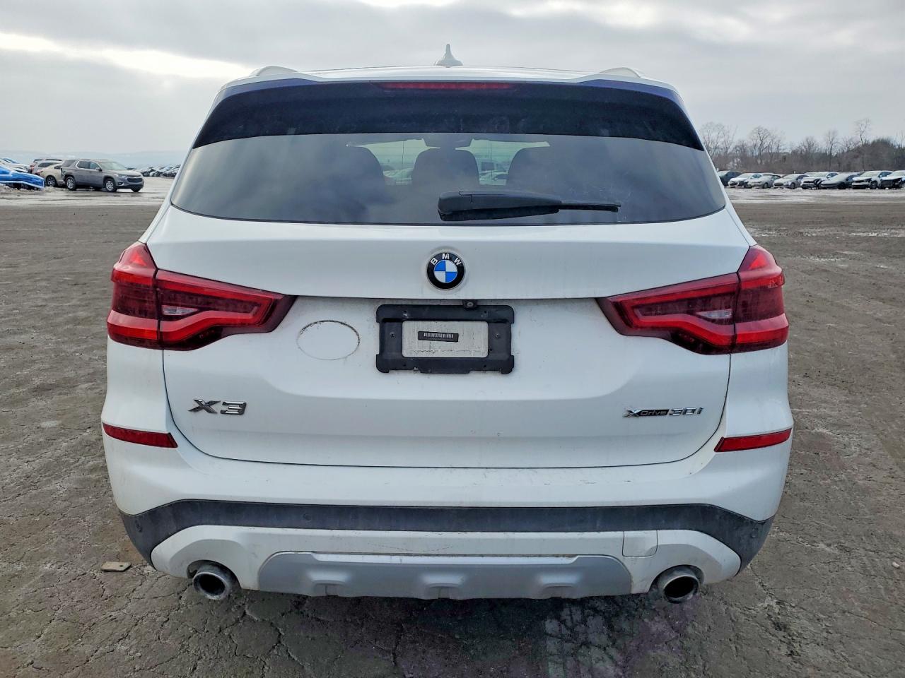 VIN 5UXTR9C55KLP97361 2019 BMW X3 XDRIVE3