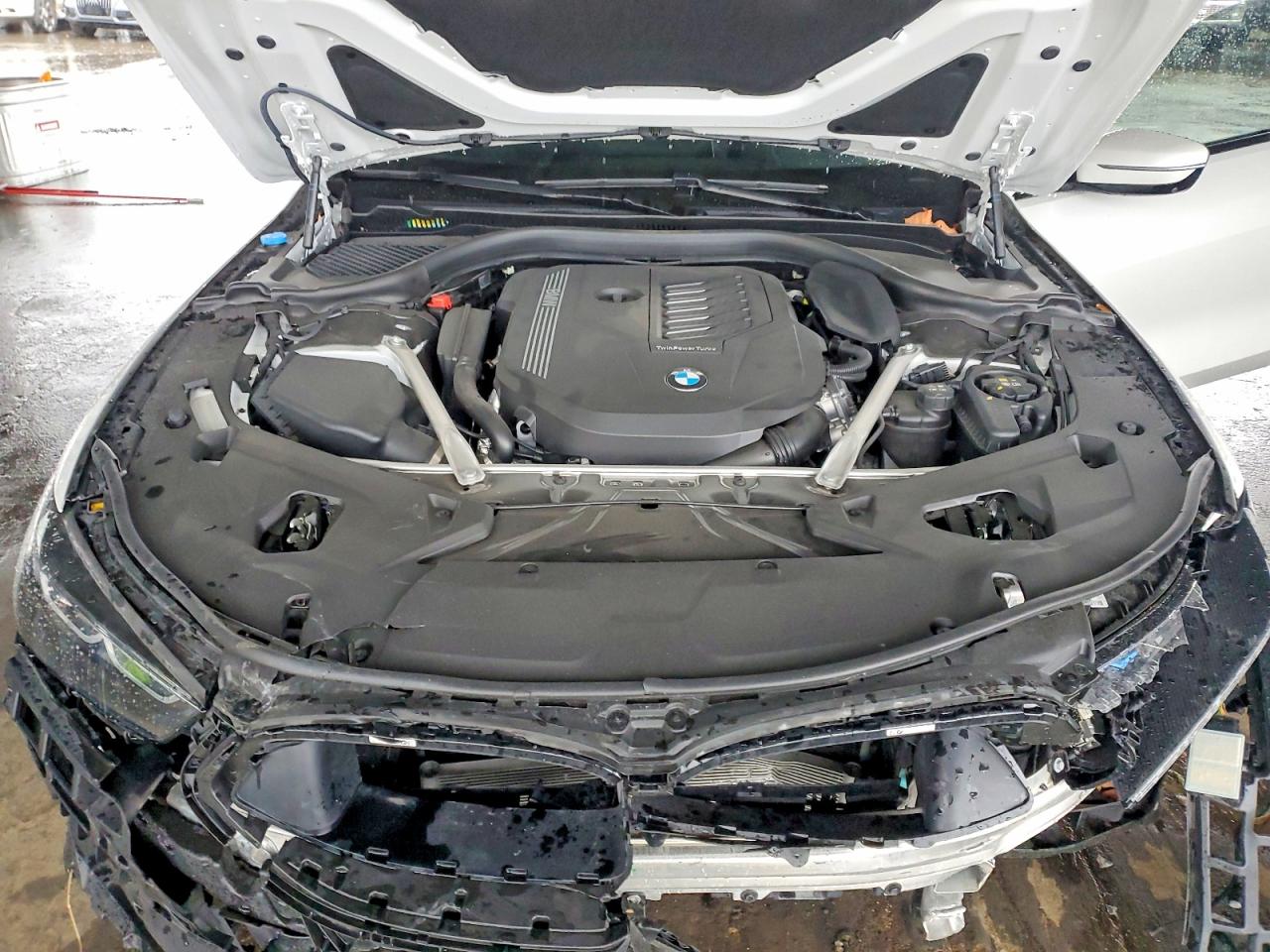VIN WBAGV4C03RCR23133 2024 BMW 840XI