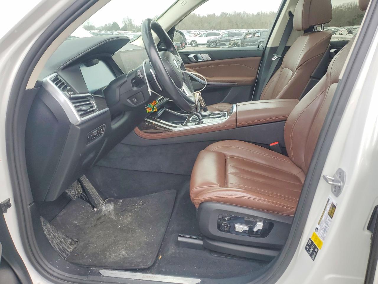 VIN 5UXCW2C01M9E76330 2021 BMW X7 XDRIVE4