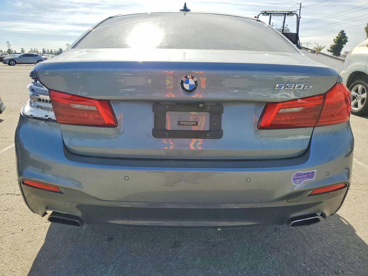 VIN WBAJA9C5XKB389859 2019 BMW MOTORRAD 530E