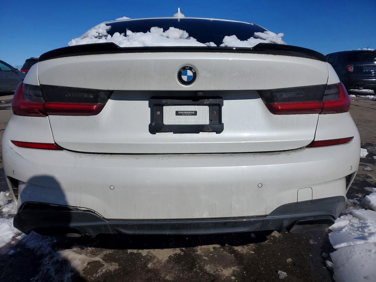 VIN 3MW5U9J02M8B71872 2021 BMW MOTORRAD M340XI