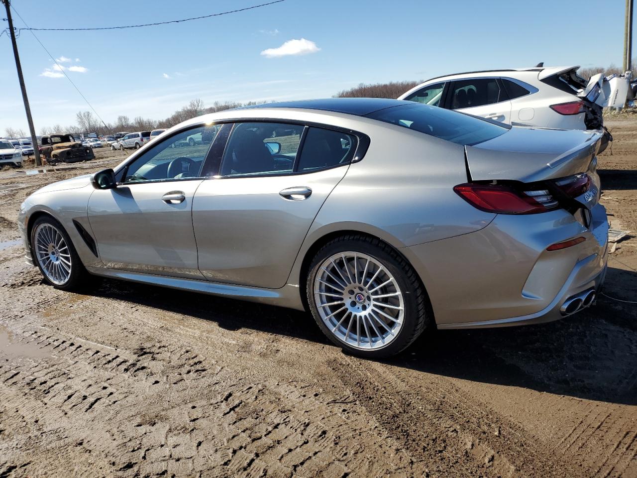 VIN WBAGX0C16NCJ73684 2022 BMW ALPINA B8