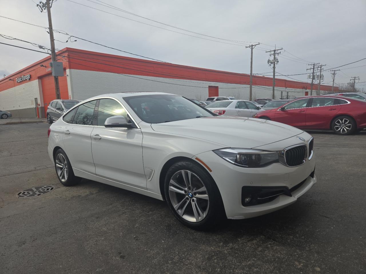 BMW 330 XIGT 2018