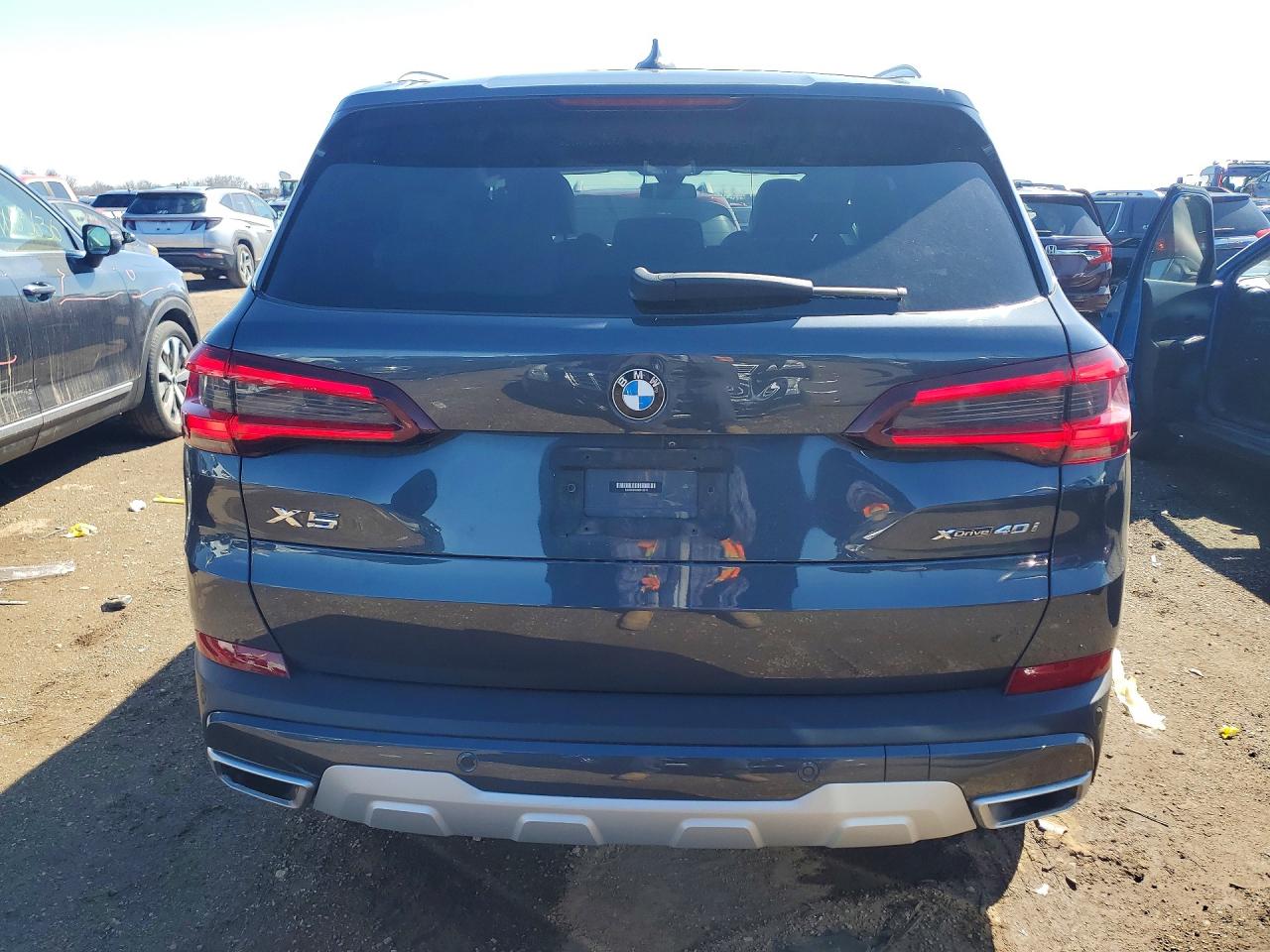 VIN 5UXCR6C0XM9F47278 2021 BMW MOTORRAD X5