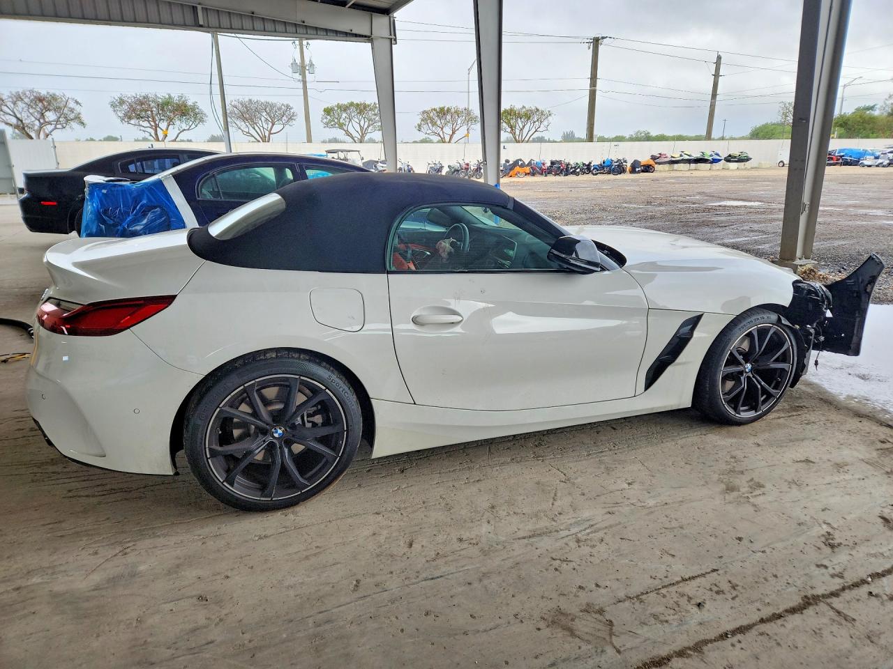VIN WBAHF3C02PWY15707 2023 BMW Z4