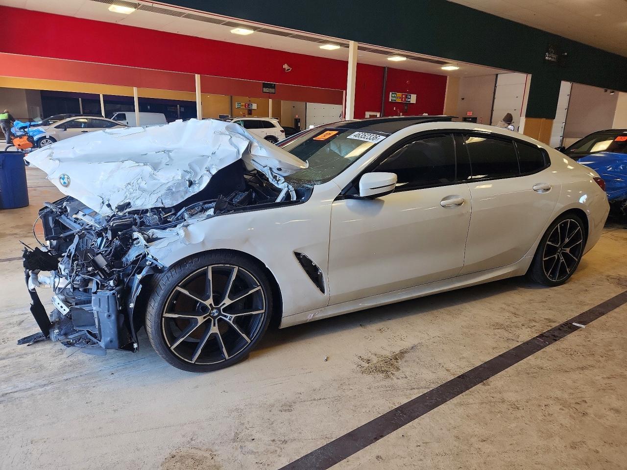 VIN WBAGV4C03NCH03276 2022 BMW 840XI