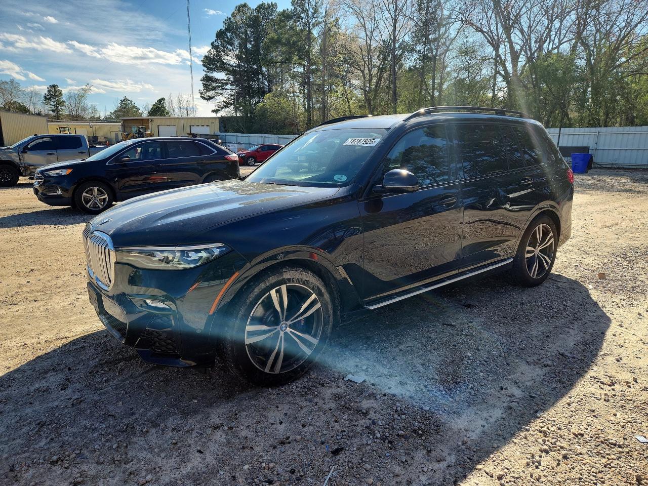 VIN 5UXCW2C02M9E68124 2021 BMW X7