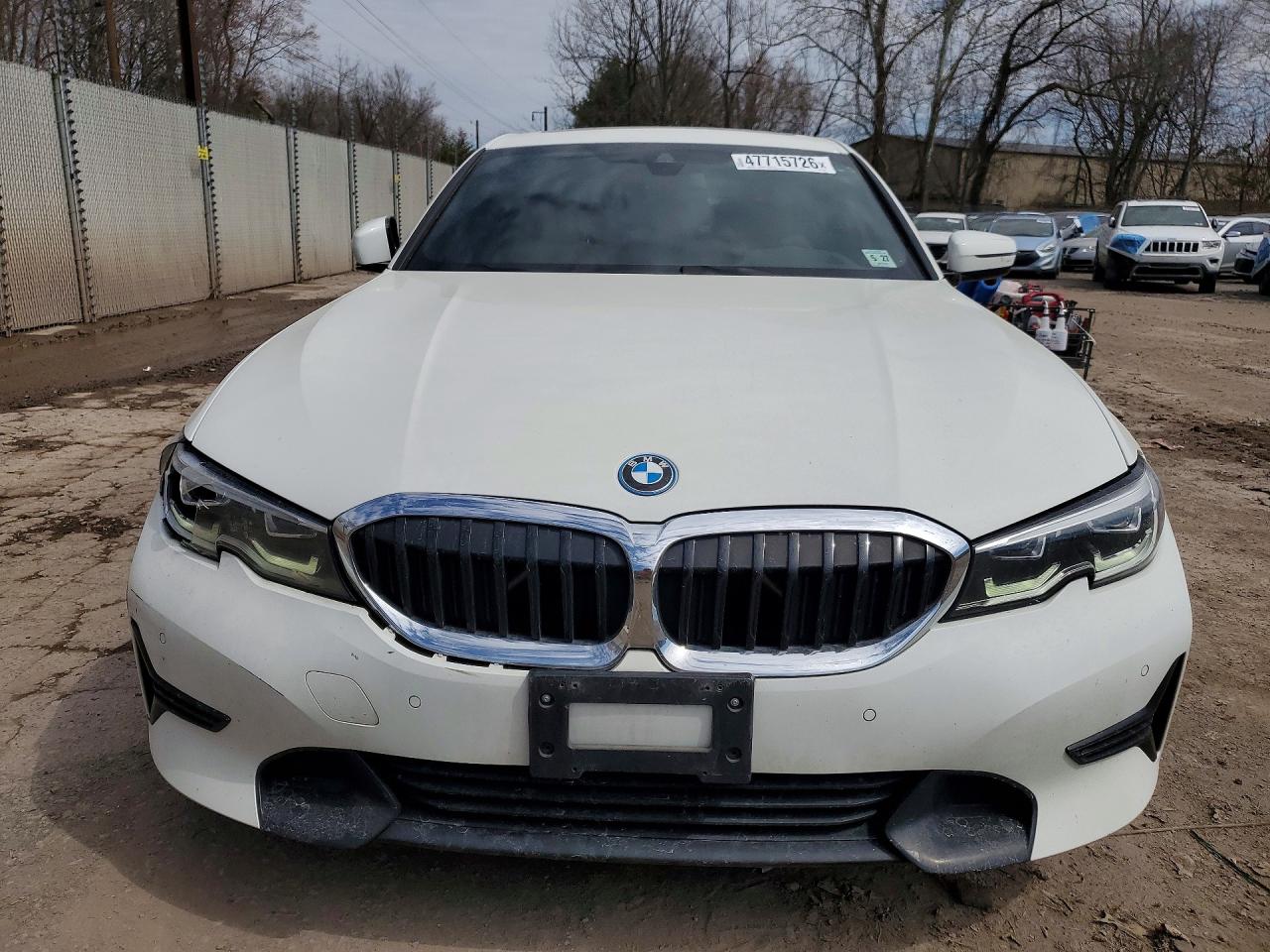 VIN 3MW5P9J0XN8C38596 2022 BMW 330XE