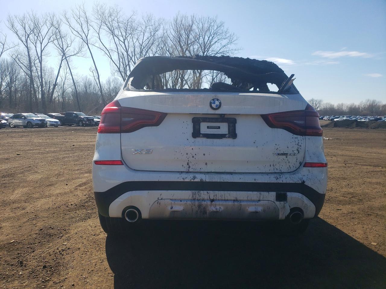 VIN 5UXTR9C58KLD94879 2019 BMW MOTORRAD X3