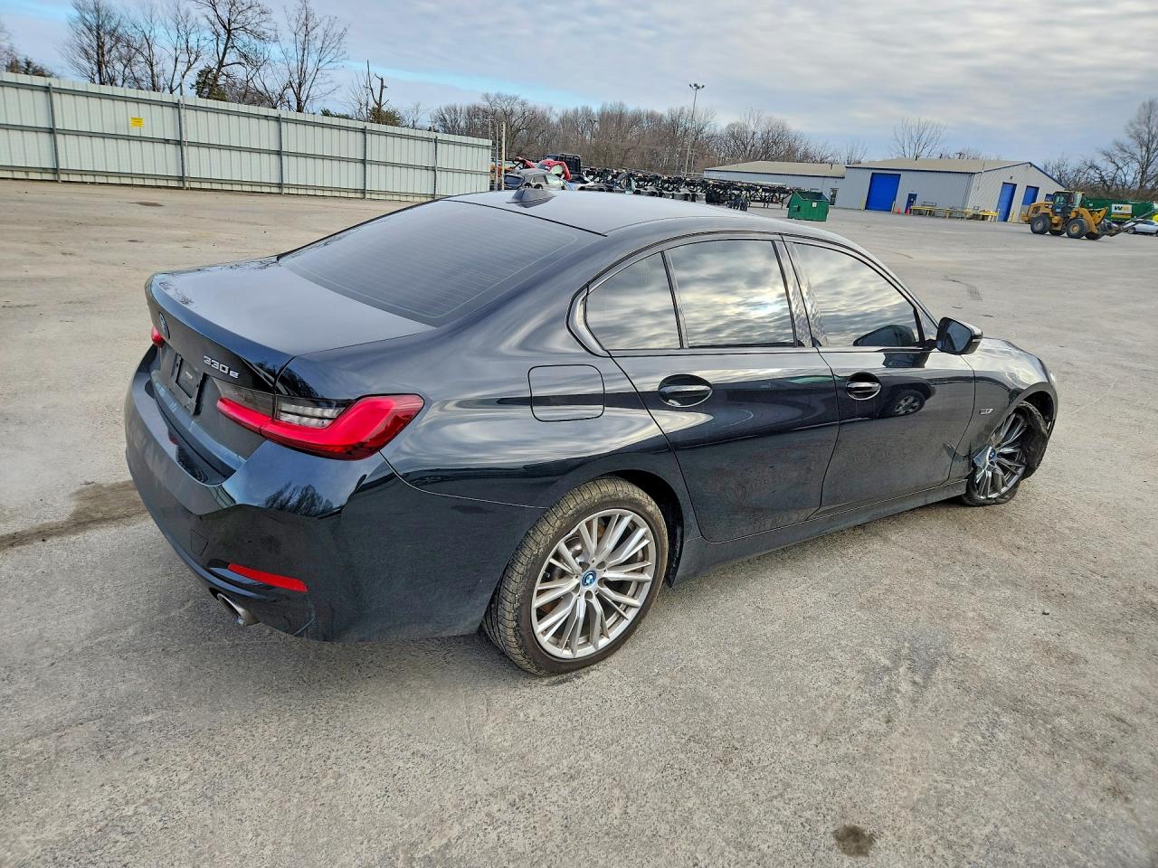 VIN 3MW39FS0XP8C91686 2023 BMW 330XE