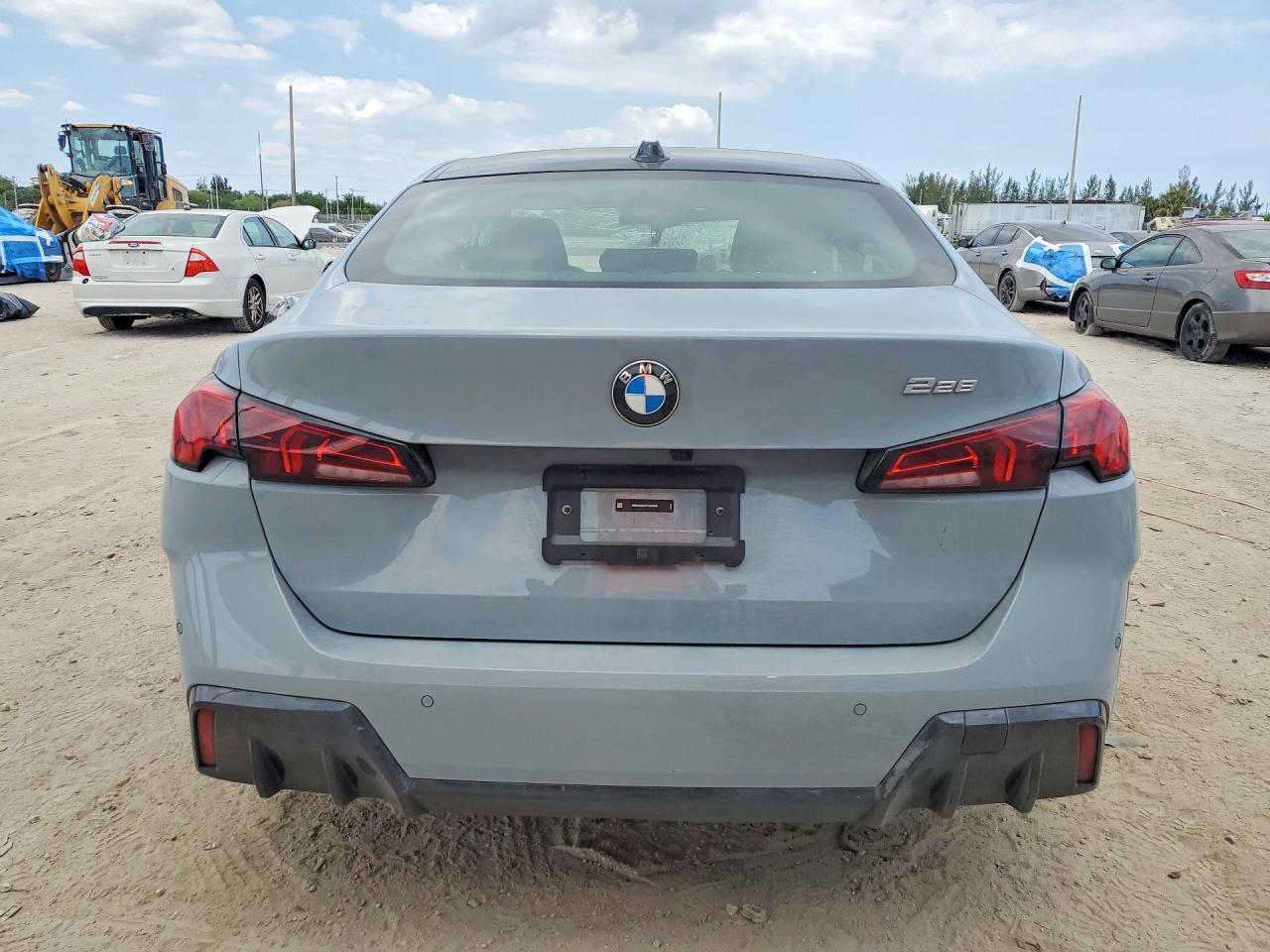 VIN WBA83GG04T7U56598 2026 BMW 228