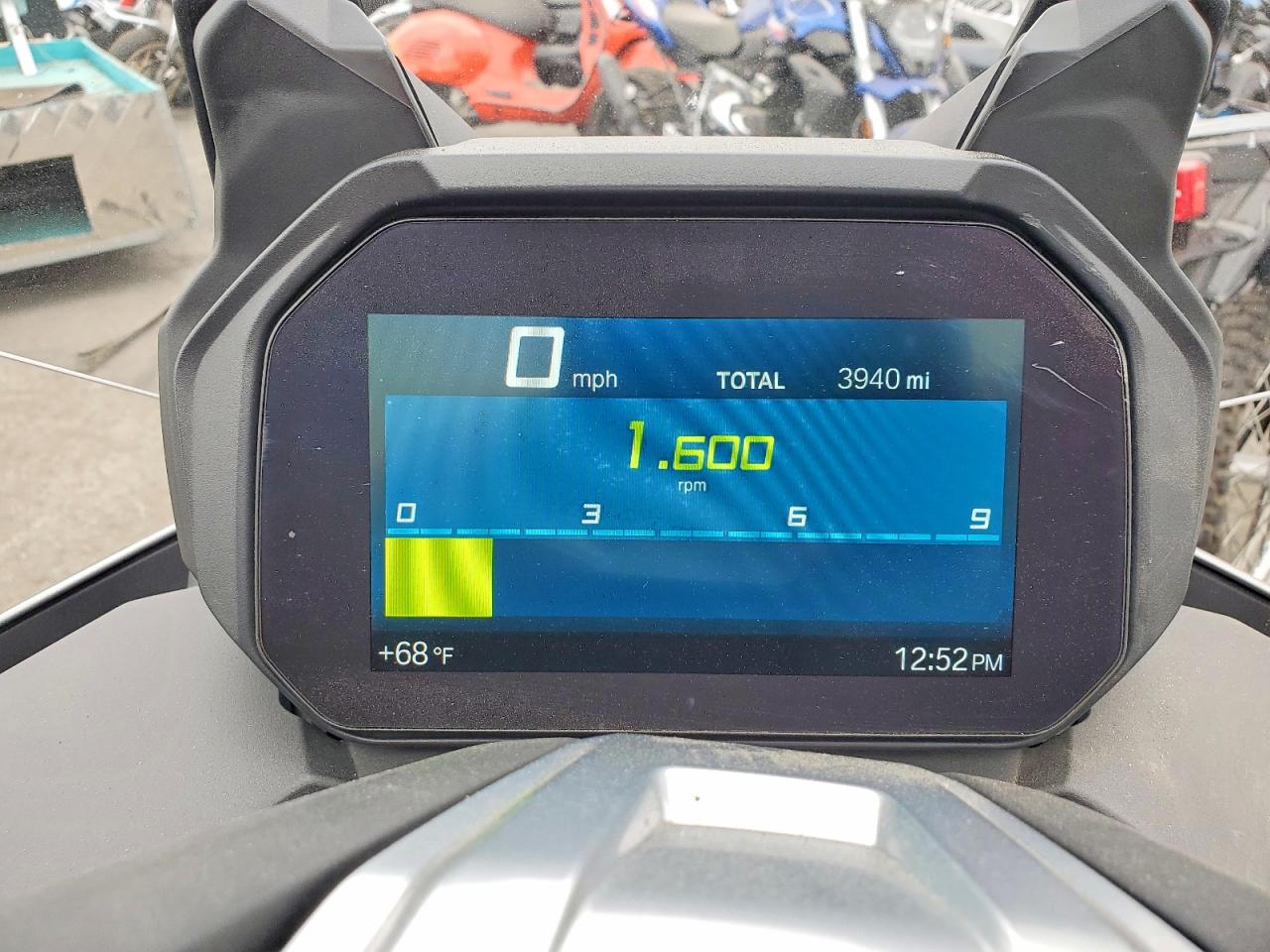 VIN WB40C6307NS893558 2022 BMW C 400