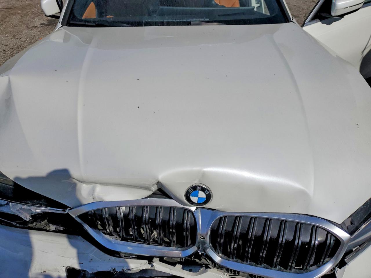 VIN 3MW69FF09R8D88937 2024 BMW MOTORRAD 330I