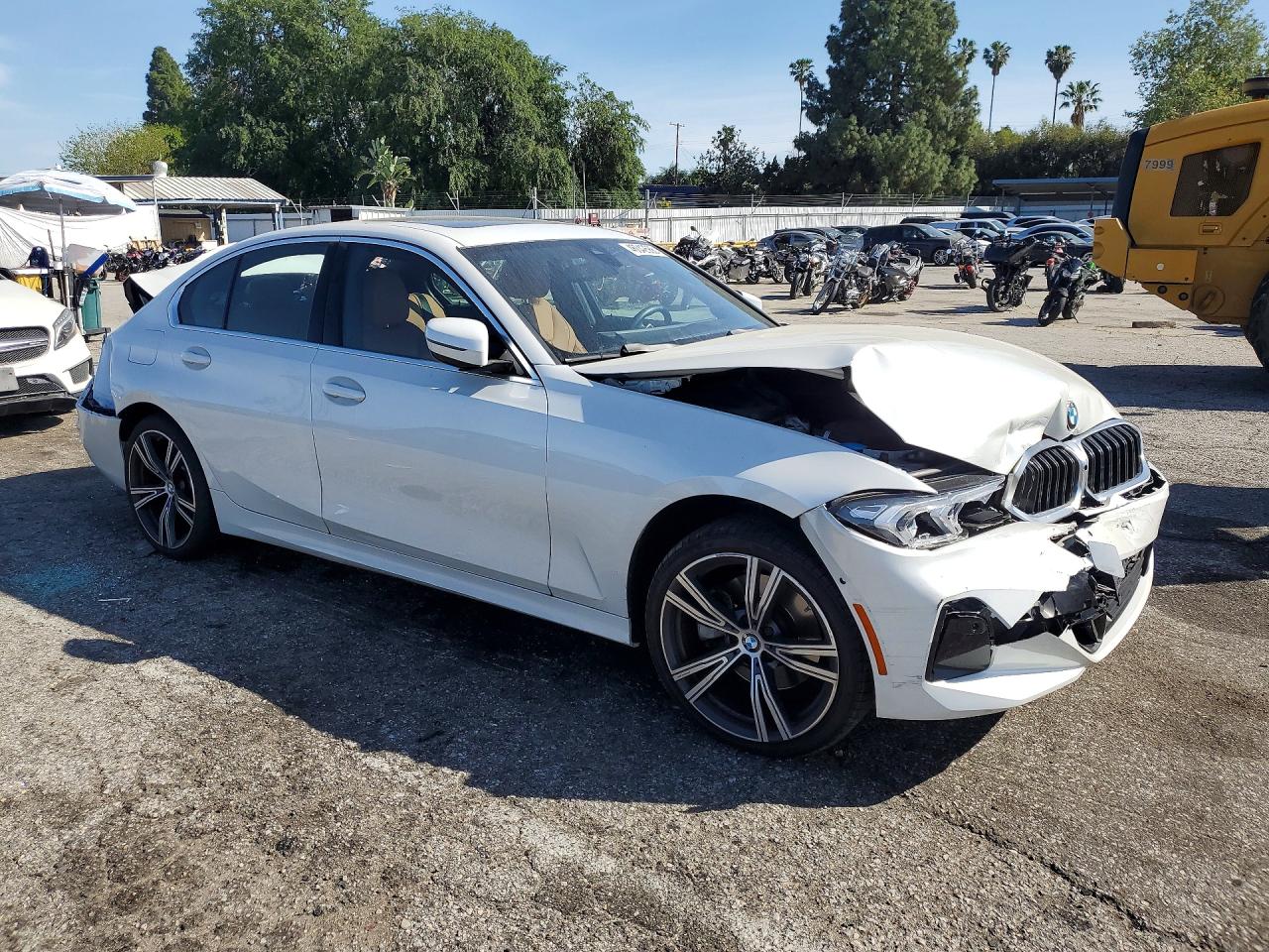 VIN 3MW69FF09R8D88937 2024 BMW MOTORRAD 330I