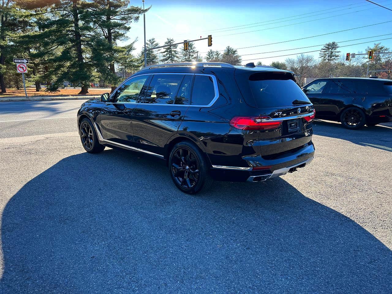 VIN 5UXCW2C05L9B19506 2020 BMW X7