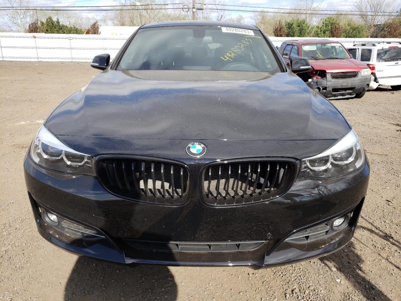 VIN WBA8Z9C31HG826715 2017 BMW 330I GT