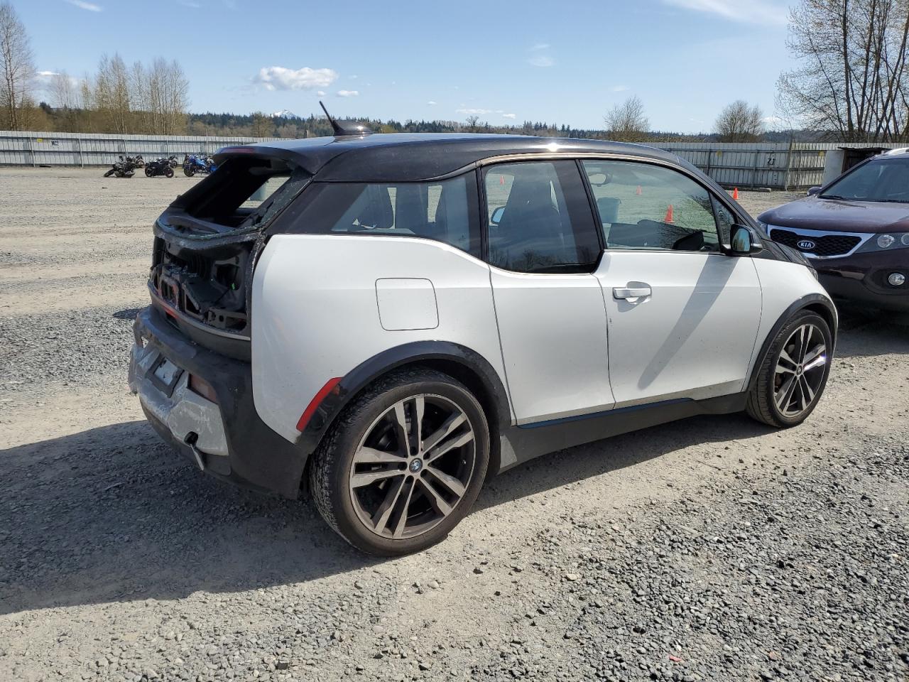 VIN WBY7Z6C58JVB96810 2018 BMW I3 S BEV