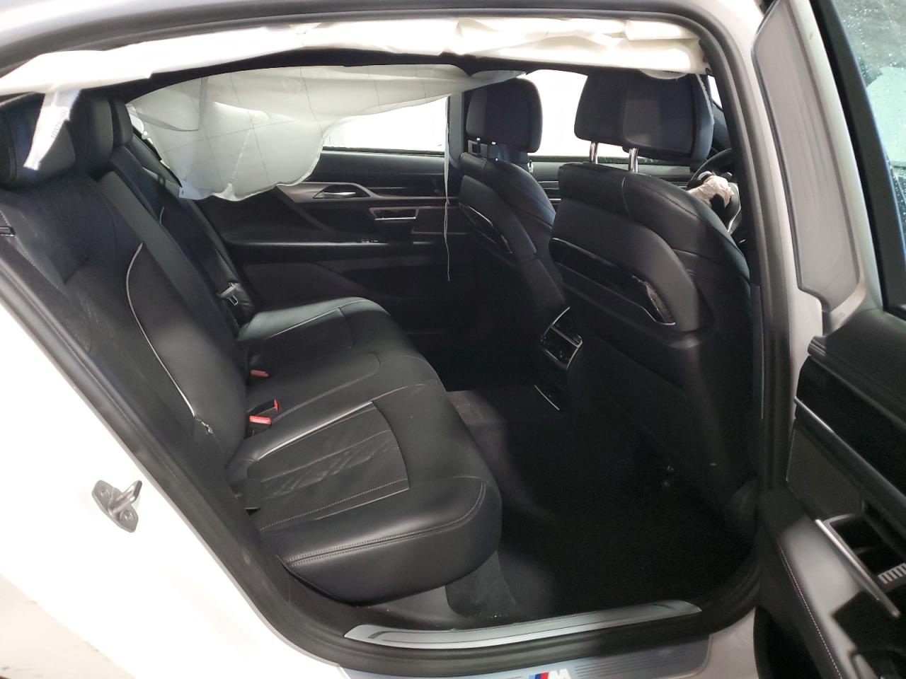 VIN WBA7W4C08NCH89469 2022 BMW 745XE