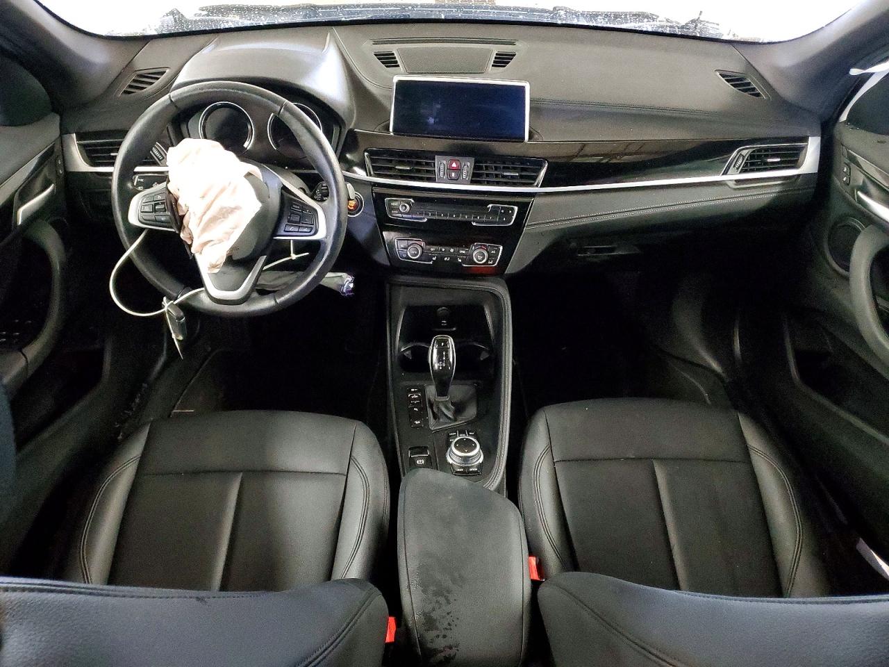 VIN WBXJG9C01M3M76507 2021 BMW X1