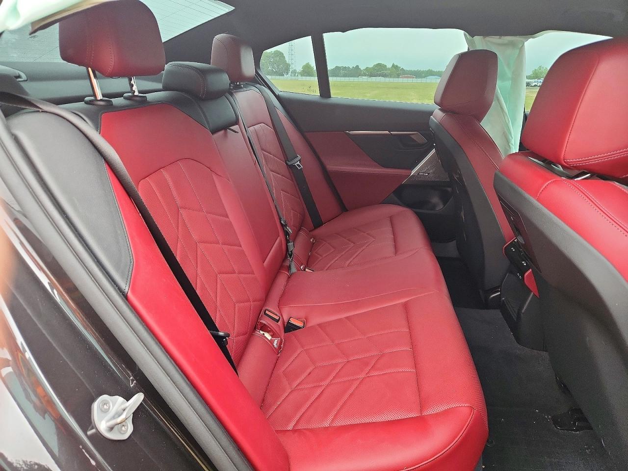 VIN WBA63FJ09SCU20499 2025 BMW 540