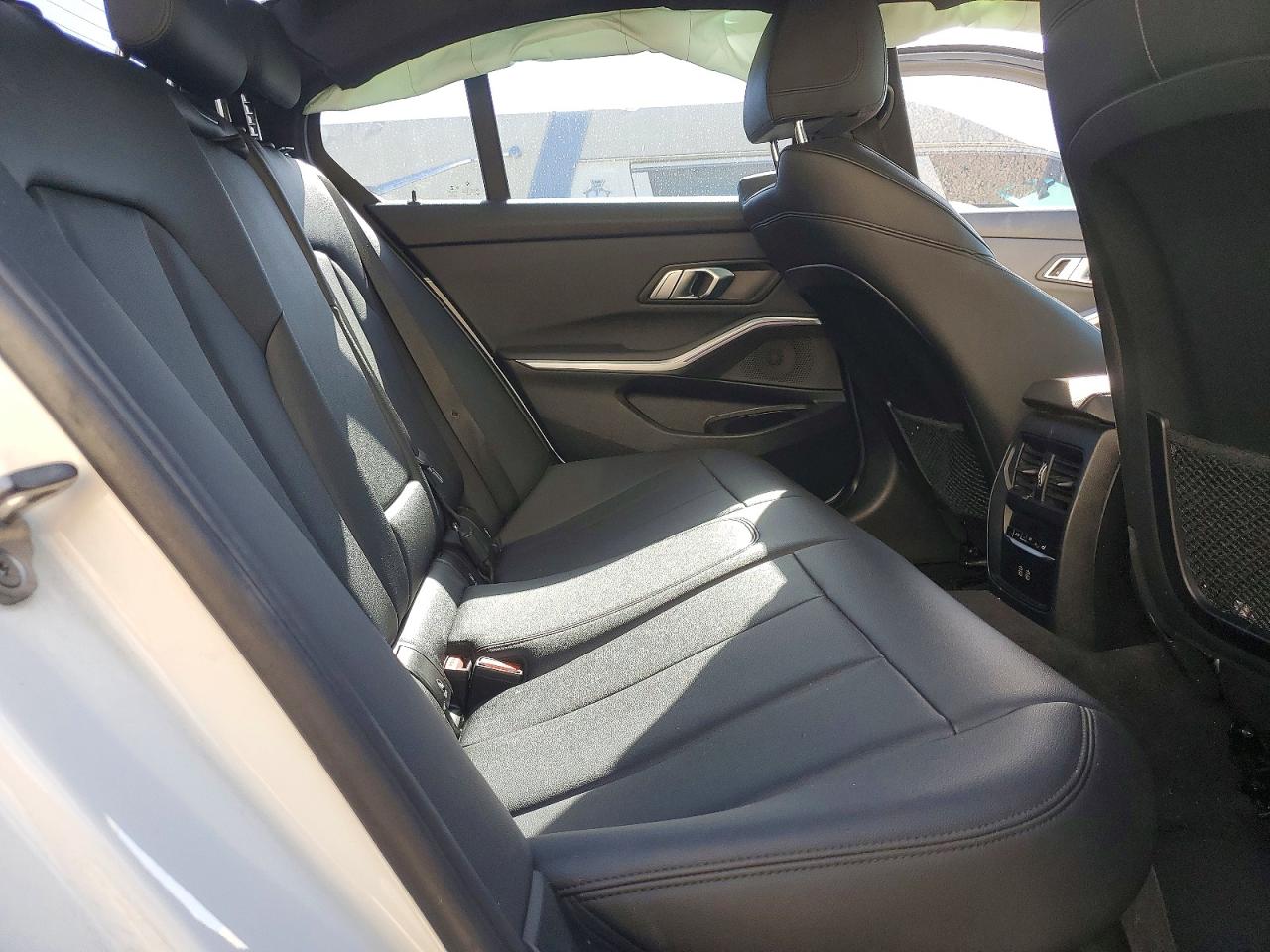 VIN WBA5R1C05MFK52890 2021 BMW 330I