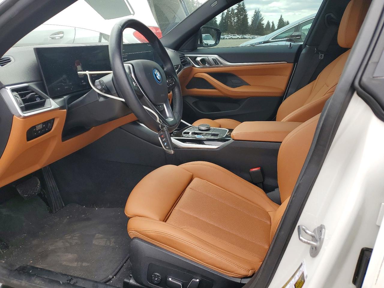 VIN WBY83FB04RFS40588 2024 BMW I4