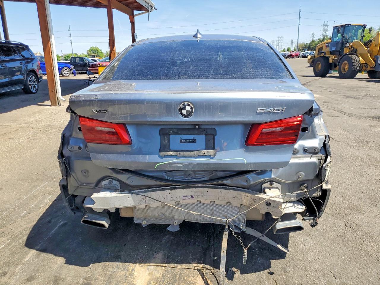 VIN WBAJE7C57JG892176 2018 BMW 540I