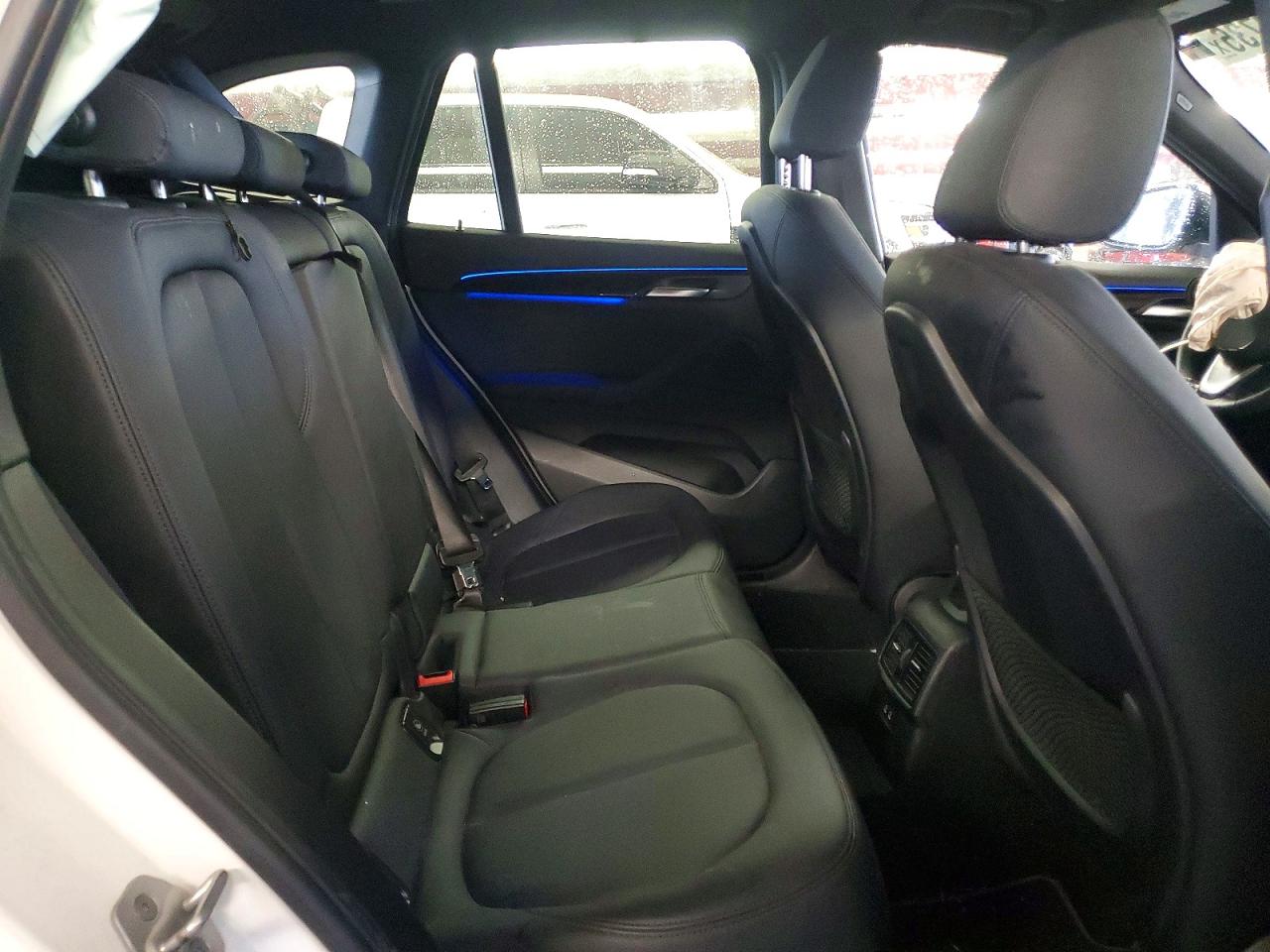 VIN WBXJG9C01M3M76507 2021 BMW X1