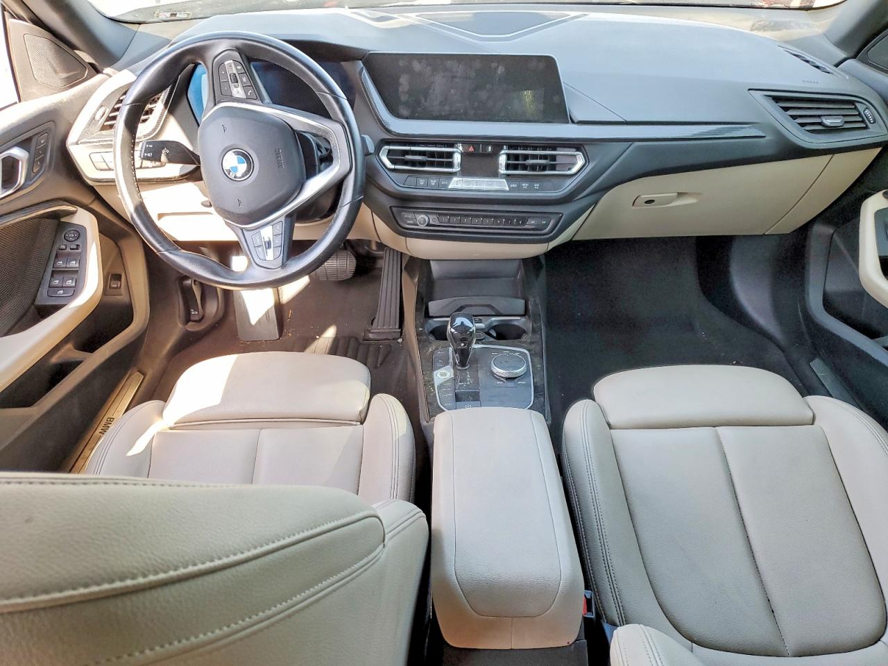 VIN WBA53AK05N7K41189 2022 BMW 228I