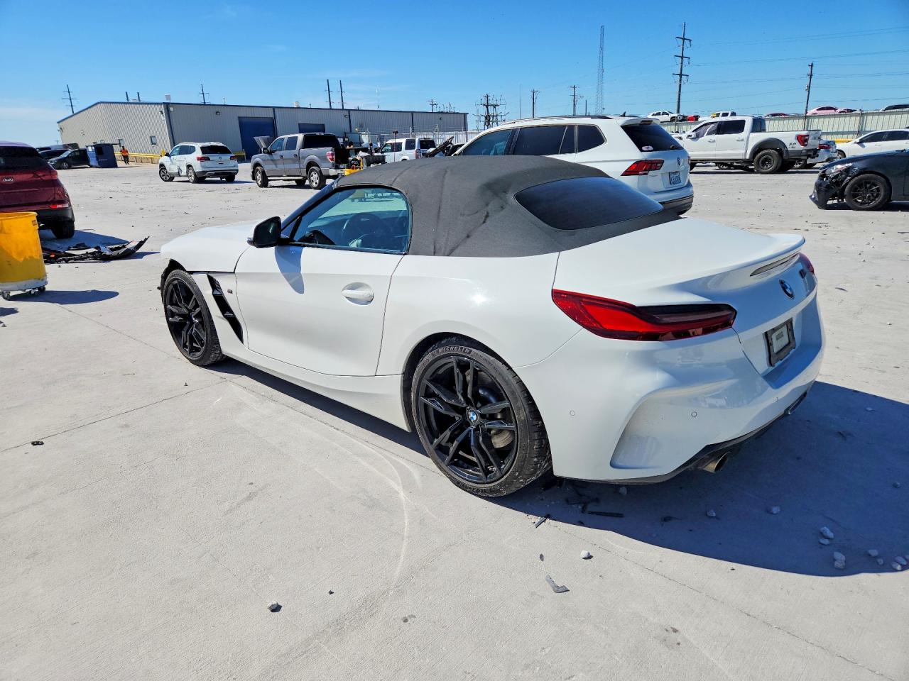 VIN WBAHF3C5XKWW39798 2019 BMW Z4