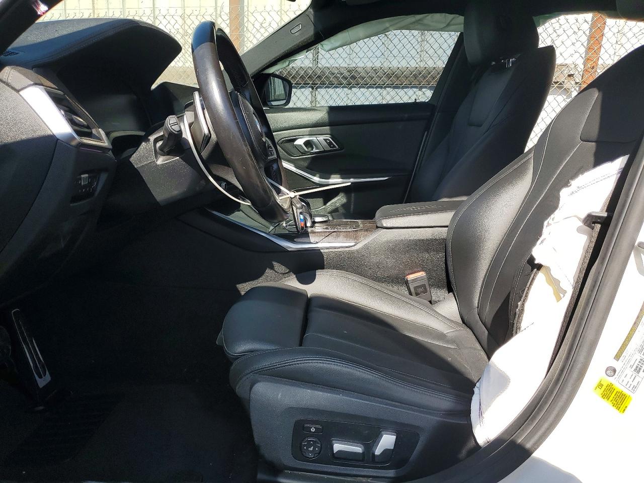 VIN WBA5R1C05MFK52890 2021 BMW 330I