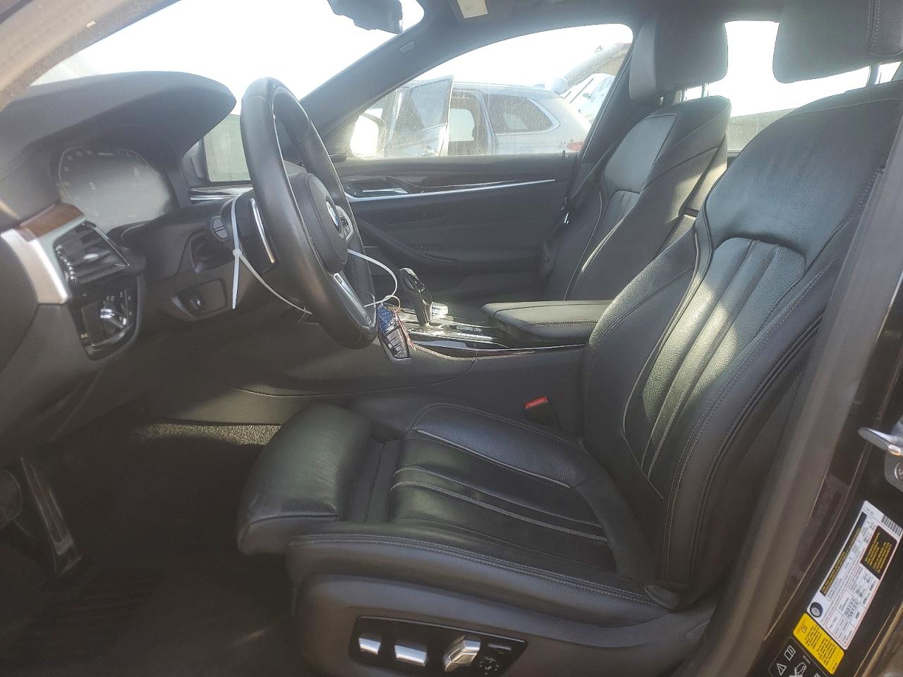 VIN WBAJS7C0XLBN96596 2020 BMW M550XI