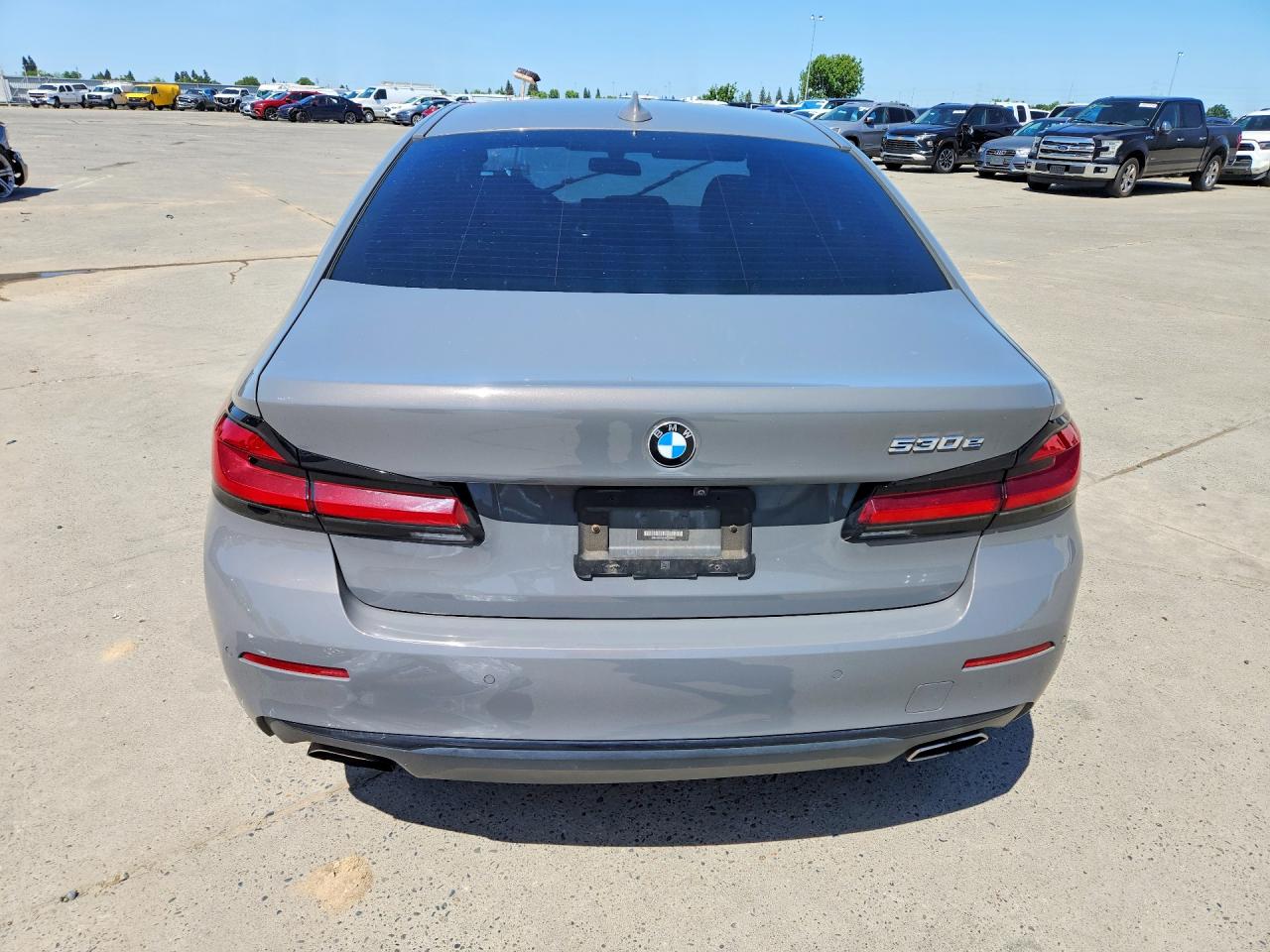 VIN WBA13AG01MCG44232 2021 BMW 530E