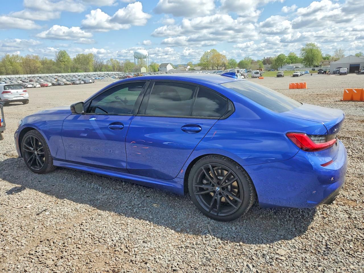 VIN 3MW5R7J02M8B73210 2021 BMW 330XI