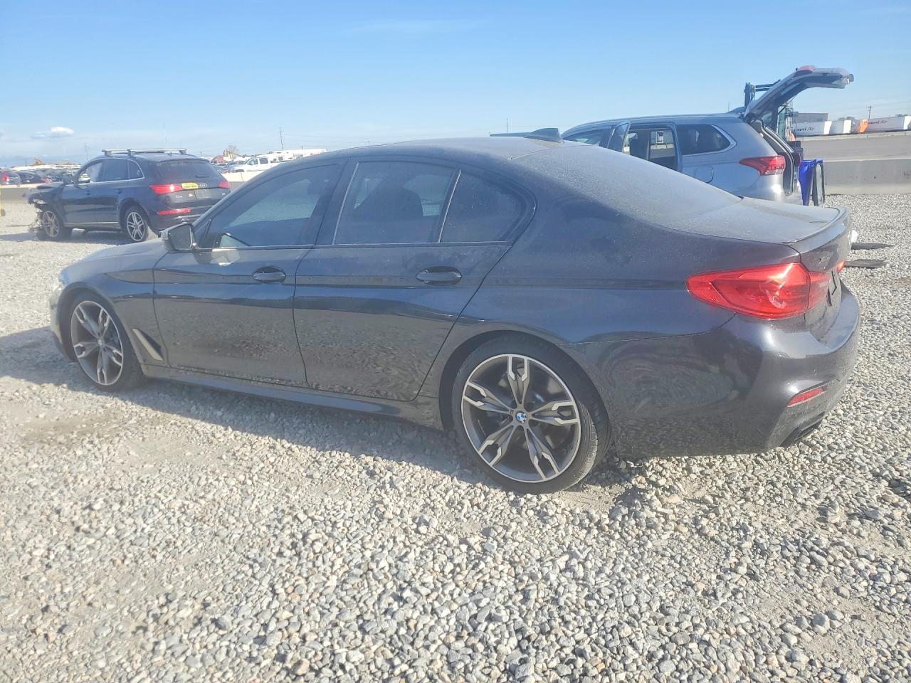 VIN WBAJS7C0XLBN96596 2020 BMW M550XI