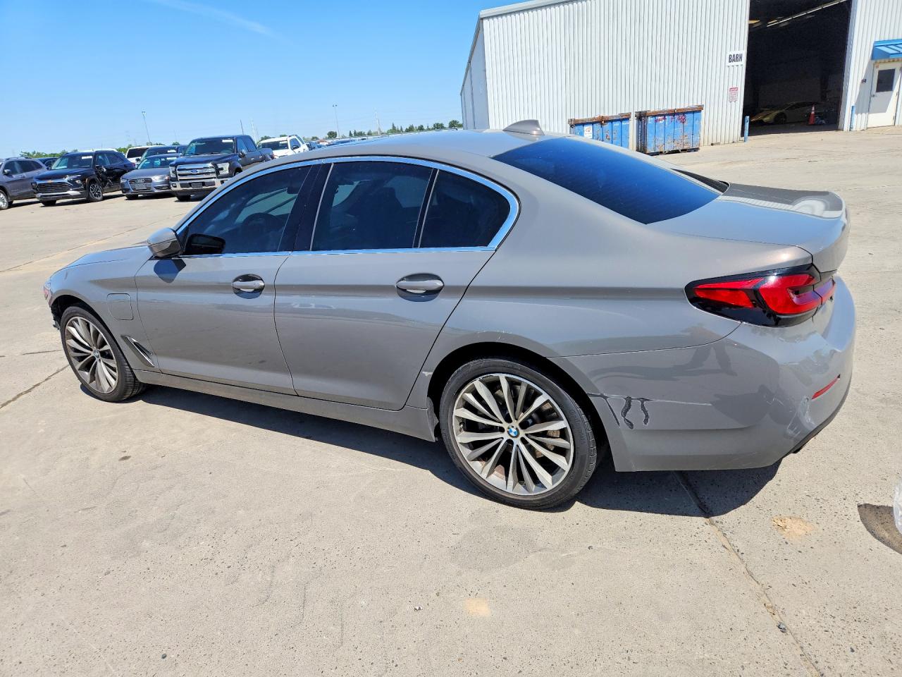 VIN WBA13AG01MCG44232 2021 BMW 530E