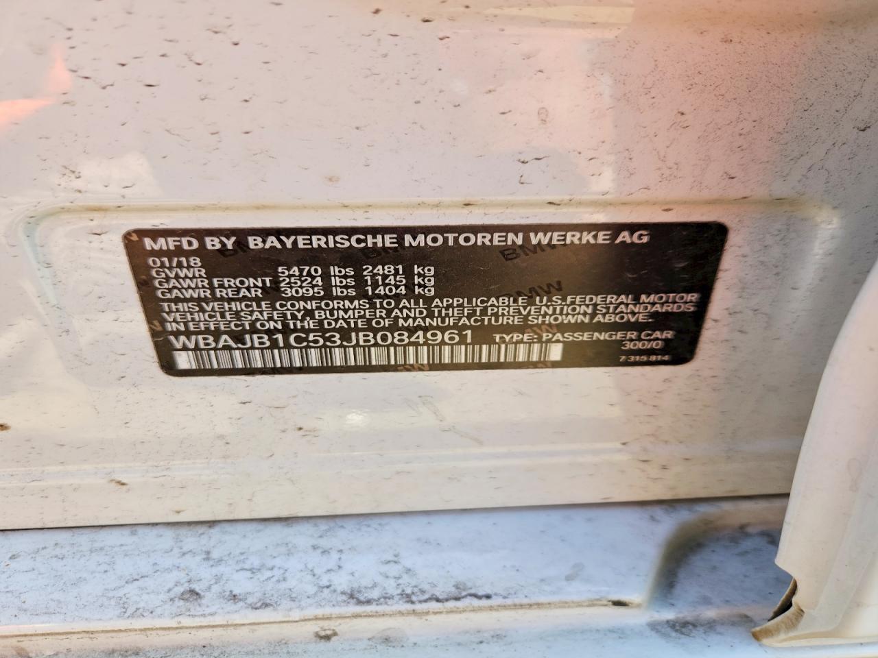 VIN WBAJB1C53JB084961 2018 BMW 530XE